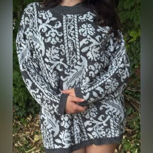 Vintage GENOA Grey Floral Tapestry Sweater SZ. L EUC